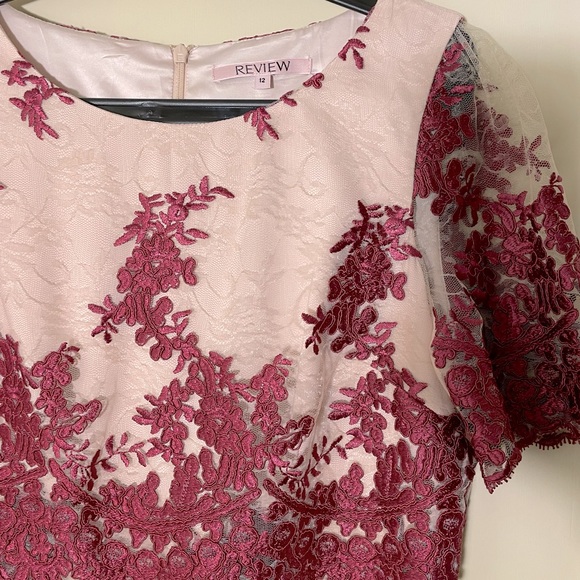 REVIEW | Heavenly Lace Dress - Berry & Champagne | AU 12 - Picture 9 of 12